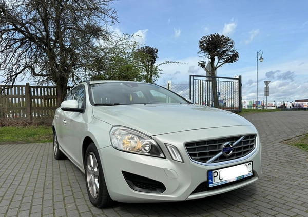 Volvo V60 cena 32990 przebieg: 202000, rok produkcji 2011 z Czarnków małe 56